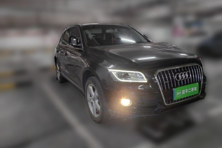 Used Audi Q5 2013 40 TFSI Comfort Edition Front Right 45 Deg