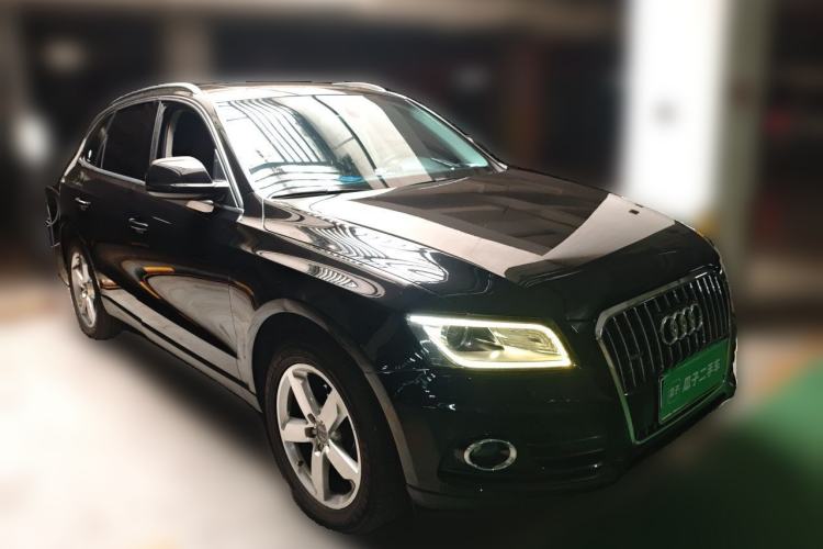Used Audi Q5 2013 40 TFSI Ambition Front Right 45 Deg