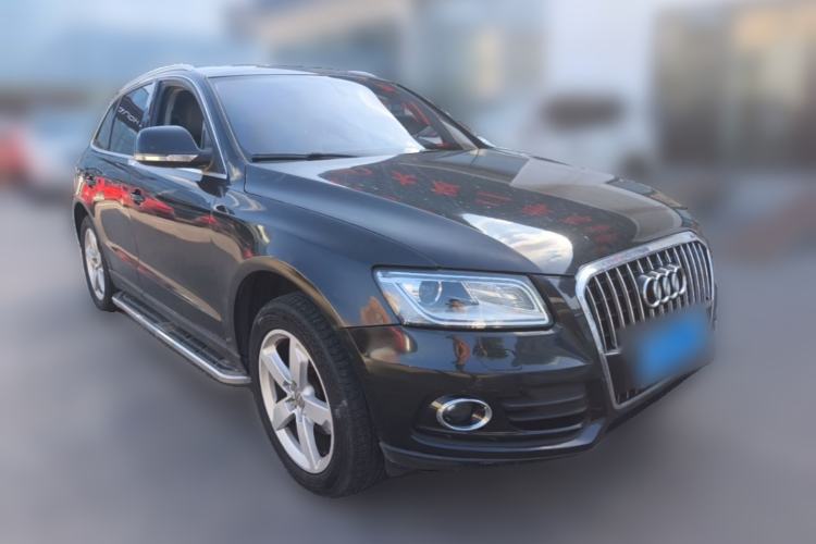 Used Audi Q5 2013 40 TFSI Comfort Edition Front Right 45 Deg