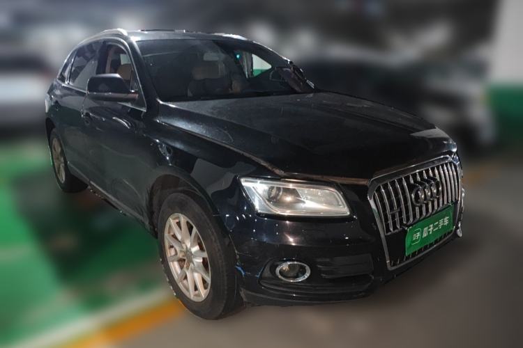 Used Audi Q5 2013 40 TFSI Ambition Front Right 45 Deg