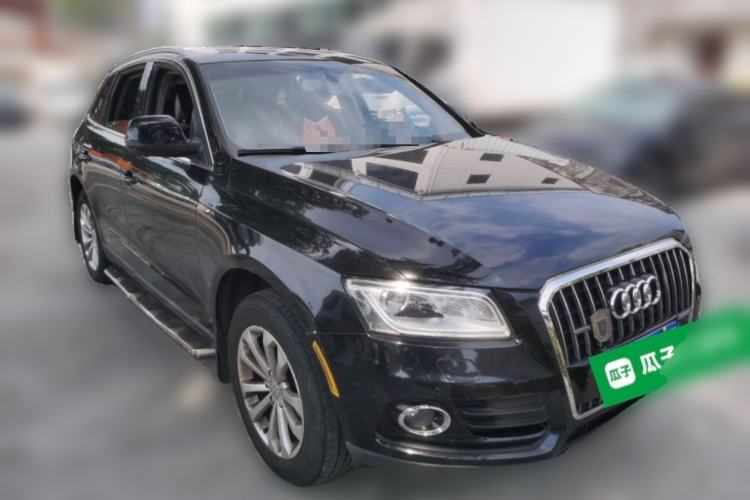Used Audi Q5 2013 40 TFSI Technology Edition Front Right 45 Deg