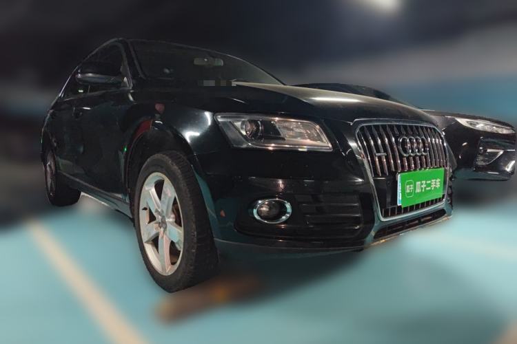Used Audi Q5 2013 40 TFSI Ambition Front Right 45 Deg