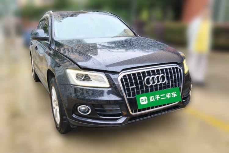 Used Audi Q5 2013 40 TFSI Ambition Front Right 45 Deg