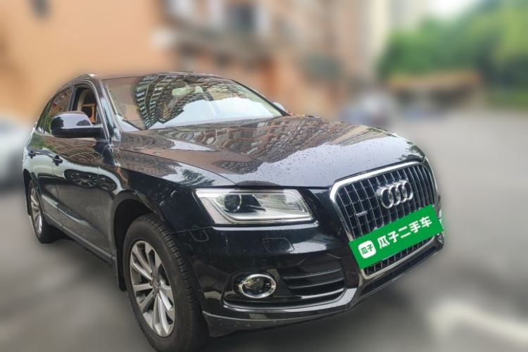 Used Audi Q5 2013 40 TFSI Technology Edition Front Right 45 Deg