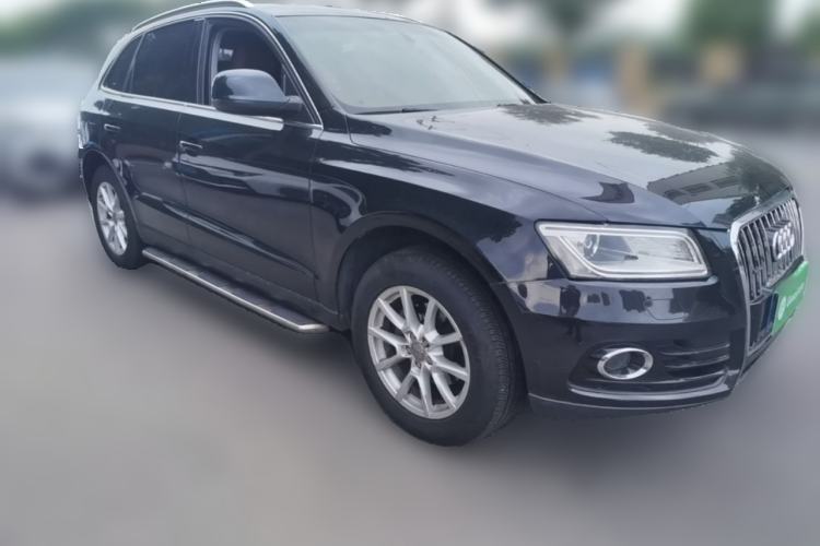 Used Audi Q5 2013 40 TFSI Ambition Front Right 45 Deg