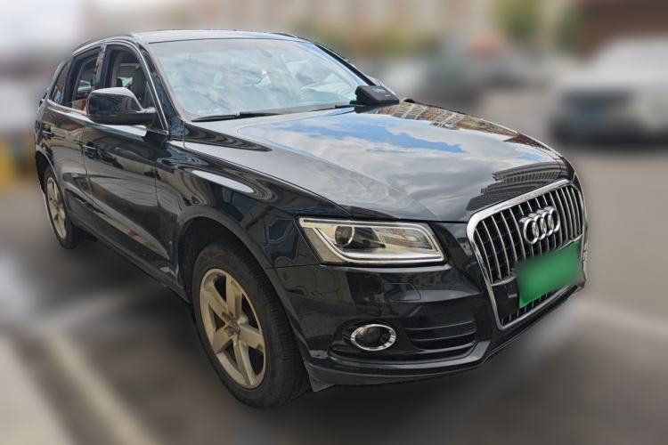 Used Audi Q5 2013 40 TFSI Comfort Edition Front Right 45 Deg