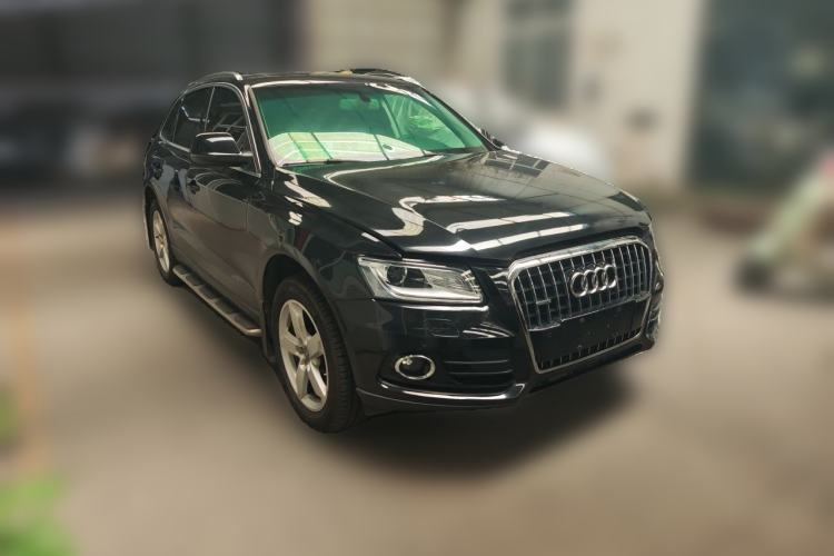 Used Audi Q5 2013 40 TFSI Comfort Edition Front Right 45 Deg
