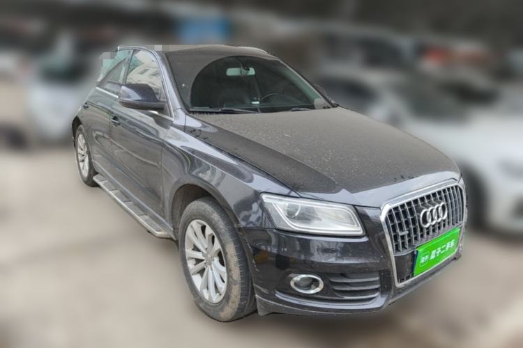Used Audi Q5 2013 40 TFSI Technology Edition Front Right 45 Deg