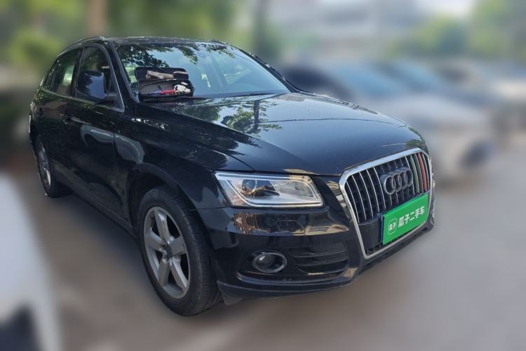 Used Audi Q5 2013 40 TFSI Comfort Edition Front Right 45 Deg