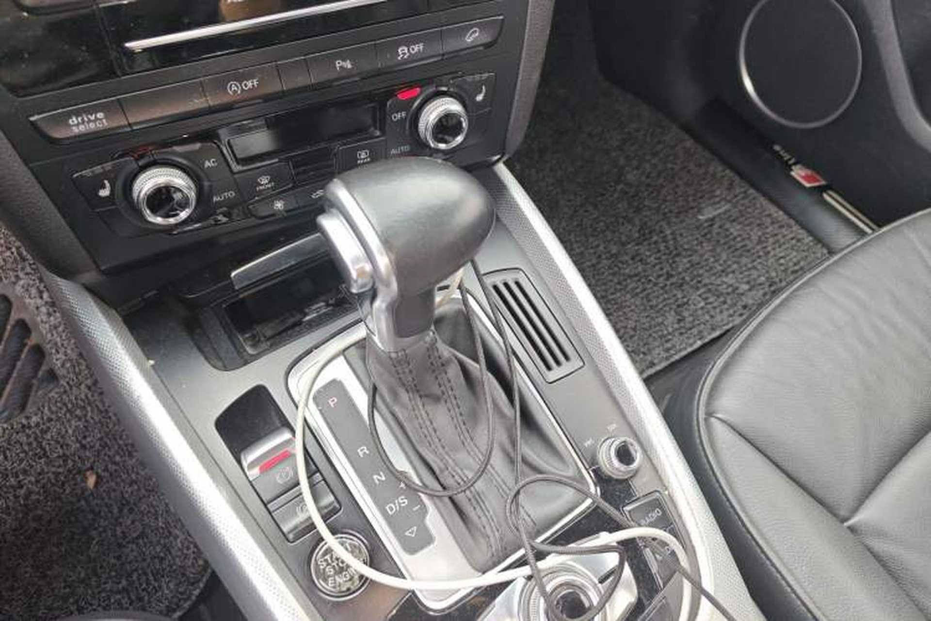 Used Audi Q5 2013 45 TFSI quattro Sport Edition Gear Lever