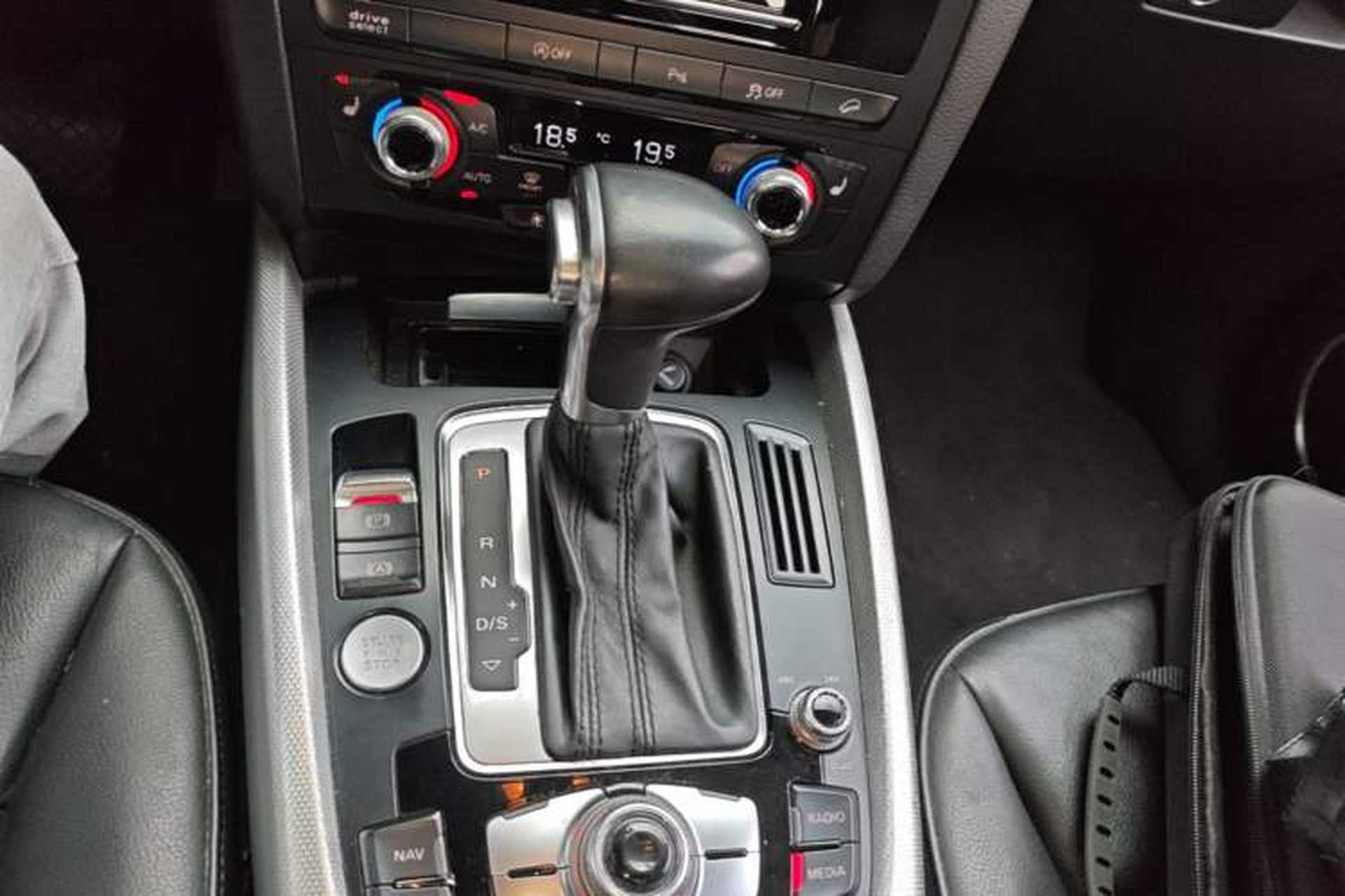 Used Audi Q5 2013 45 TFSI quattro Sport Edition Gear Lever