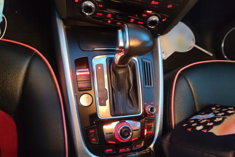 Used Audi Q5 2013 45 TFSI quattro Sport Edition Gear Lever