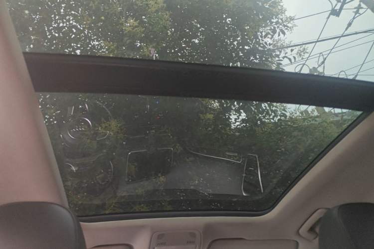 Used Audi Q5 2013 40 TFSI Comfort Edition Headliner
