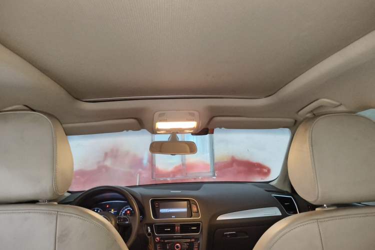 Used Audi Q5 2013 40 TFSI Technology Edition Headliner
