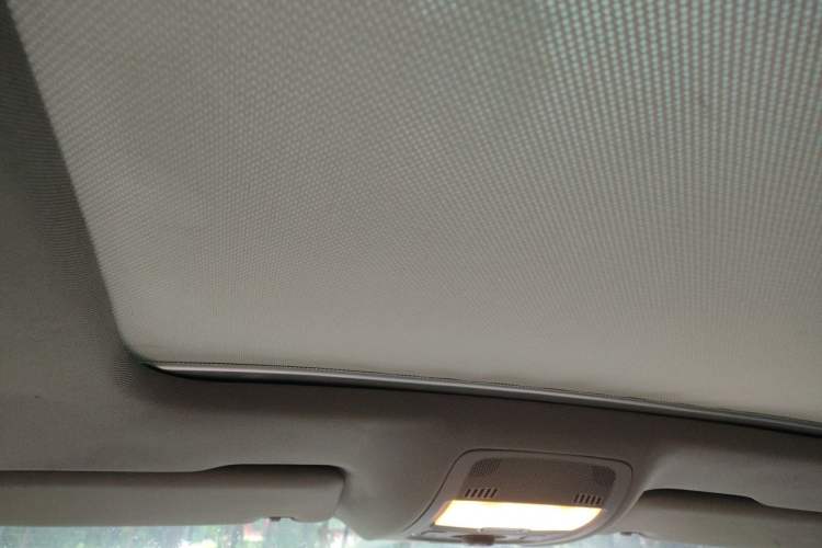 Used Audi Q5 2013 40 TFSI Ambition Headliner