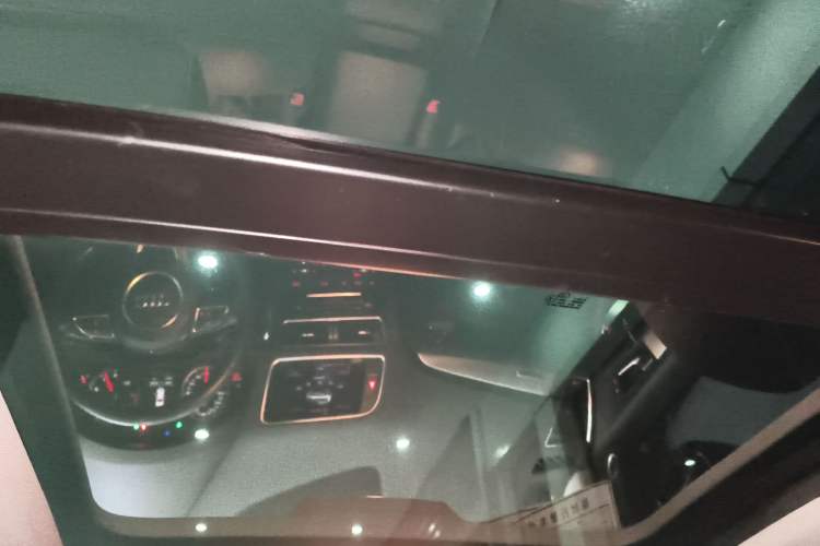 Used Audi Q5 2013 45 TFSI quattro Sport Edition Headliner
