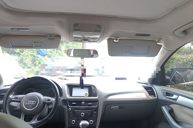Used Audi Q5 2013 40 TFSI Technology Edition Headliner