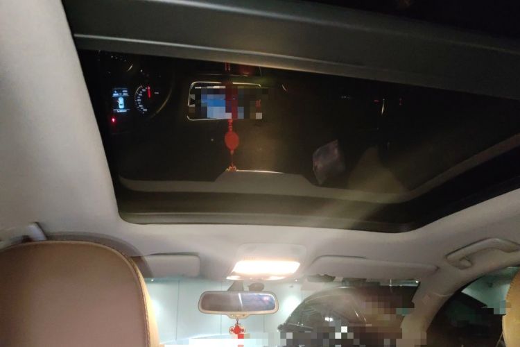 Used Audi Q5 2013 40 TFSI Comfort Edition Headliner