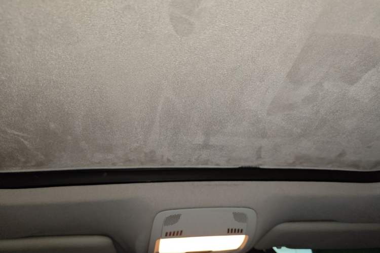 Used Audi Q5 2013 40 TFSI Technology Edition Headliner