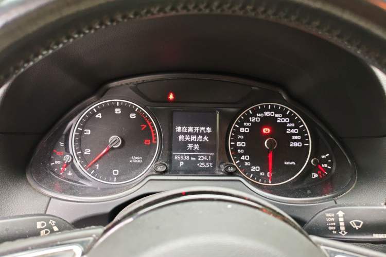 Used Audi Q5 2013 40 TFSI Ambition Instrument Cluster