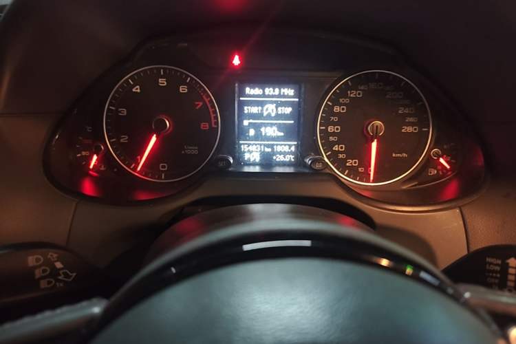 Used Audi Q5 2013 40 TFSI Ambition Instrument Cluster