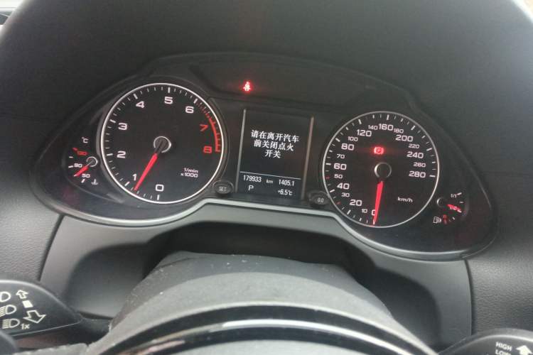 Used Audi Q5 2013 45 TFSI quattro Sport Edition Instrument Cluster