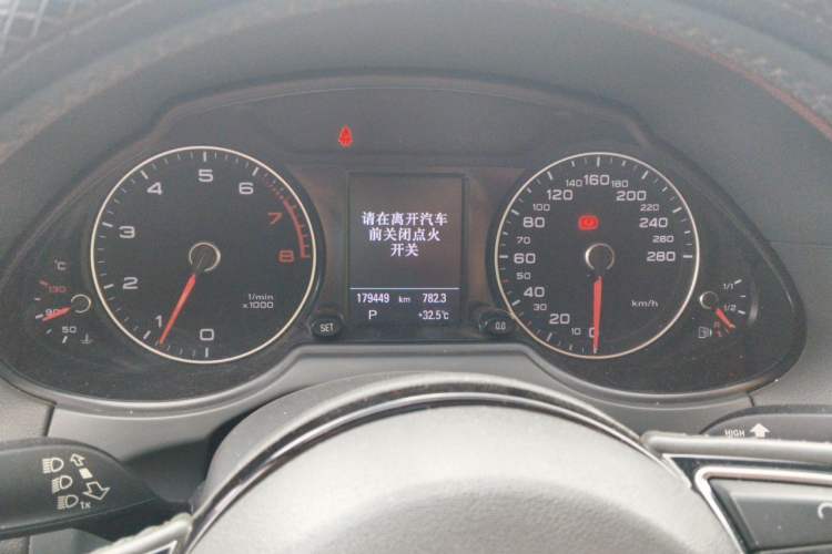 Used Audi Q5 2013 40 TFSI Comfort Edition Instrument Cluster