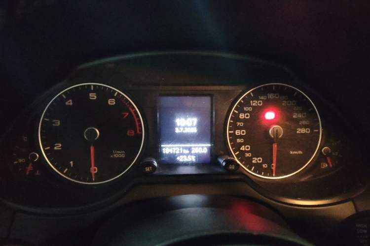 Used Audi Q5 2013 40 TFSI Technology Edition Instrument Cluster