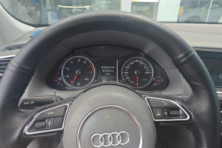 Used Audi Q5 2013 40 TFSI Technology Edition Instrument Cluster