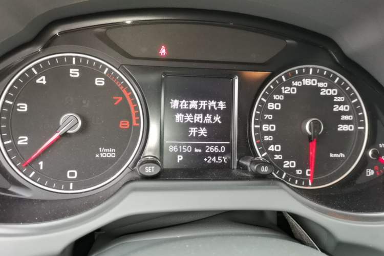 Used Audi Q5 2013 40 TFSI Ambition Instrument Cluster
