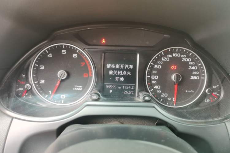 Used Audi Q5 2013 40 TFSI Technology Edition Instrument Cluster