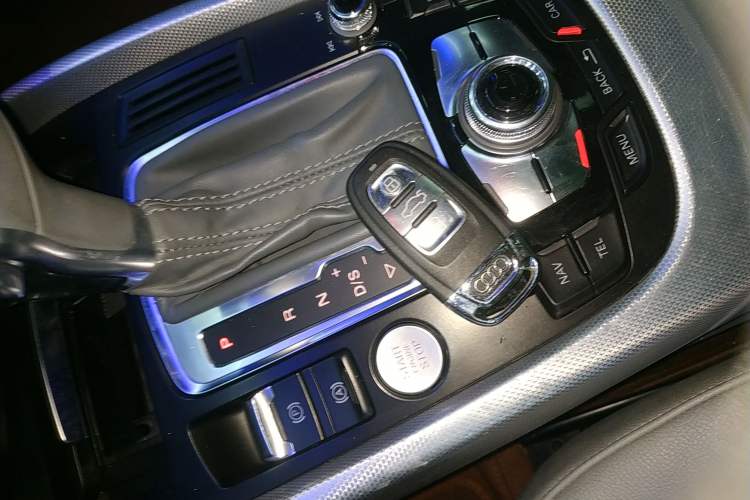 Used Audi Q5 2013 45 TFSI quattro Sport Edition Interior 1