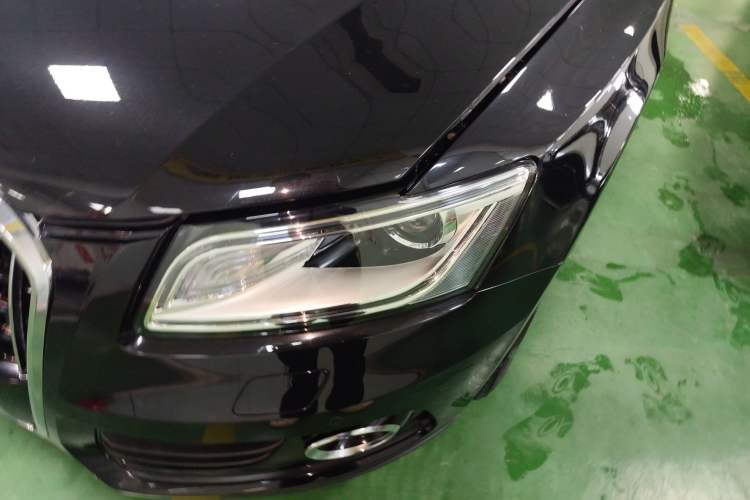 Used Audi Q5 2013 40 TFSI Technology Edition Left Front Headlight