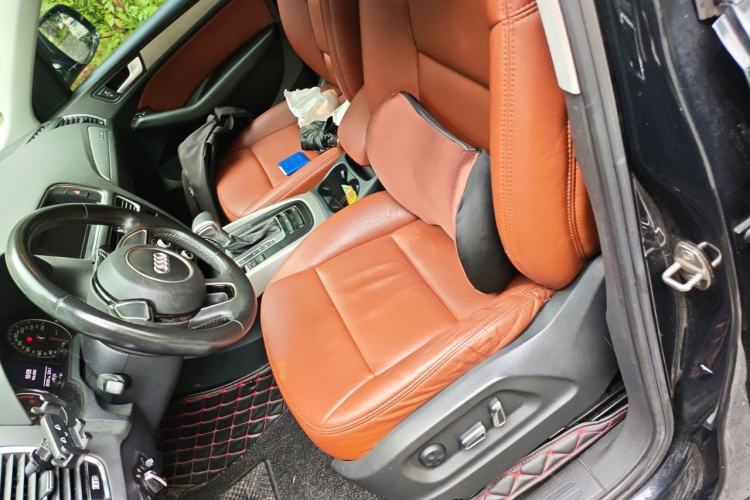 Used Audi Q5 2013 40 TFSI Ambition Left Front Seat