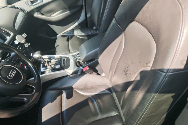 Used Audi Q5 2013 40 TFSI Technology Edition Left Front Seat