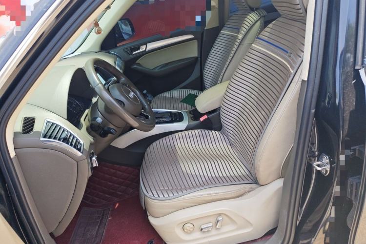 Used Audi Q5 2013 40 TFSI Technology Edition Left Front Seat