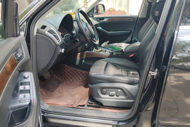 Used Audi Q5 2013 40 TFSI Comfort Edition Left Front Seat