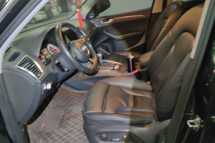 Used Audi Q5 2013 40 TFSI Comfort Edition Left Front Seat
