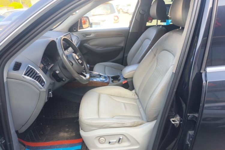 Used Audi Q5 2013 40 TFSI Comfort Edition Left Front Seat