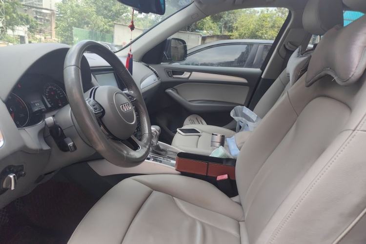Used Audi Q5 2013 40 TFSI Technology Edition Left Front Seat