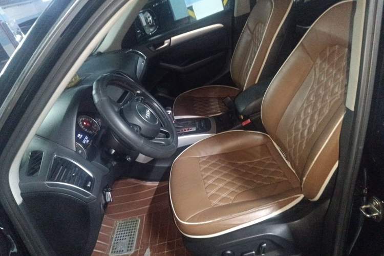 Used Audi Q5 2013 40 TFSI Technology Edition Left Front Seat