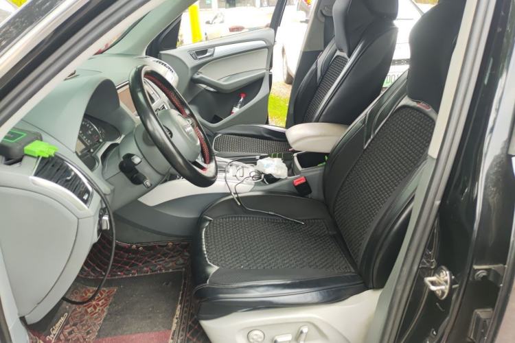Used Audi Q5 2013 40 TFSI Technology Edition Left Front Seat