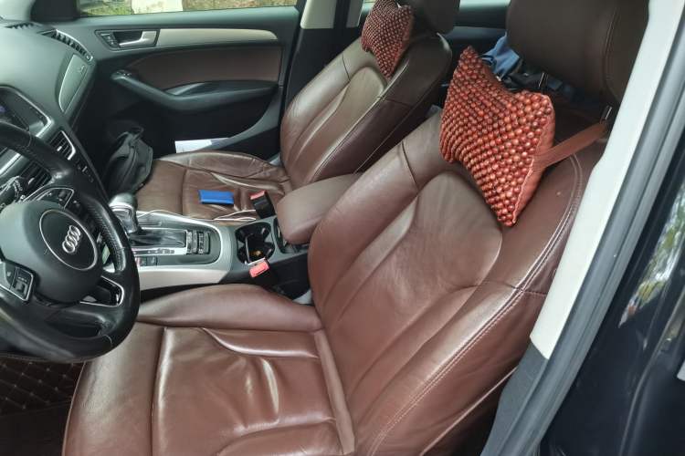 Used Audi Q5 2013 40 TFSI Technology Edition Left Front Seat