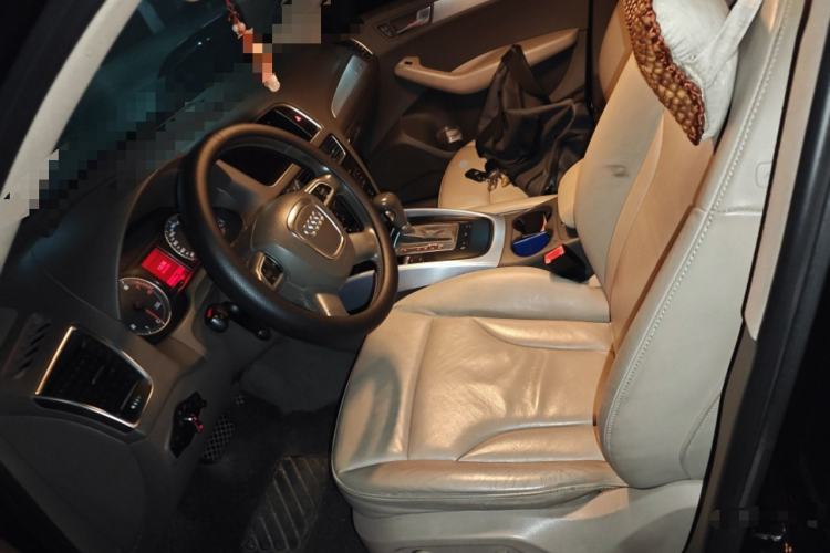 Used Audi Q5 2013 40 TFSI Technology Edition Left Front Seat