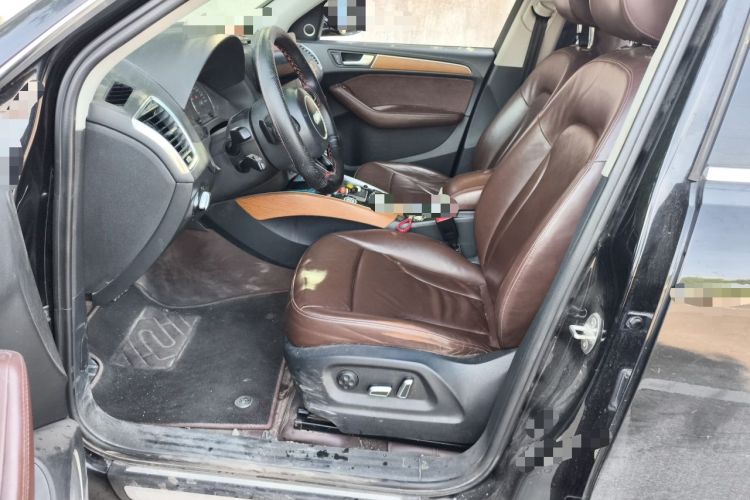 Used Audi Q5 2013 45 TFSI quattro off-road version Left Front Seat