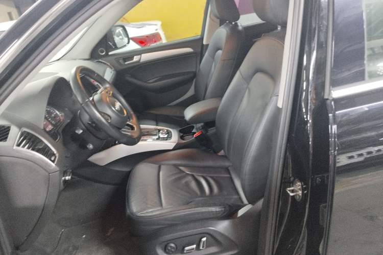 Used Audi Q5 2013 45 TFSI quattro Sport Edition Left Front Seat