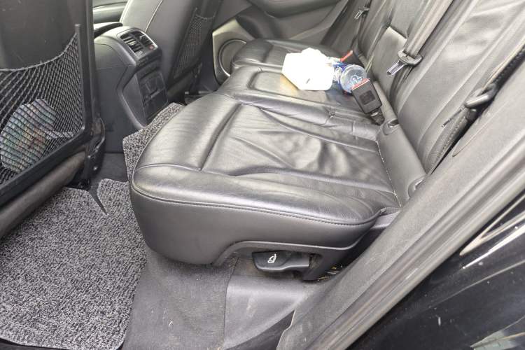 Used Audi Q5 2013 45 TFSI quattro Sport Edition Left Rear Seat