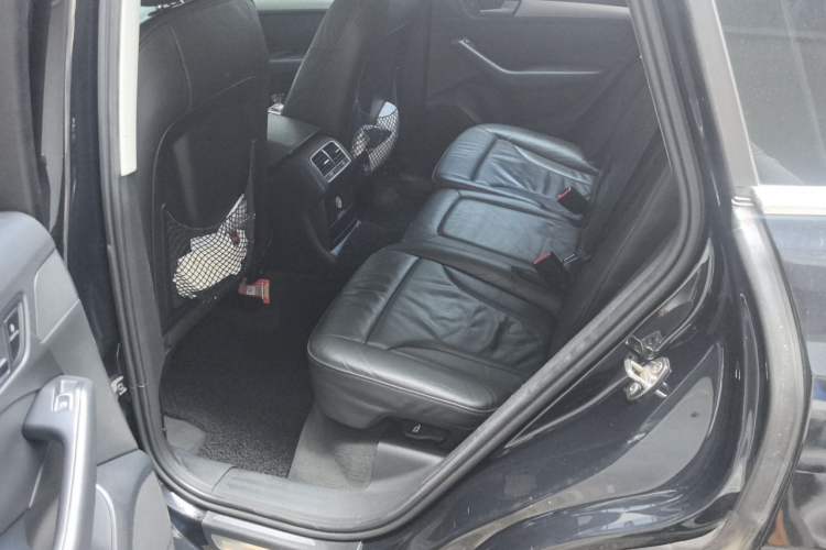 Used Audi Q5 2013 40 TFSI Technology Edition Left Rear Seat