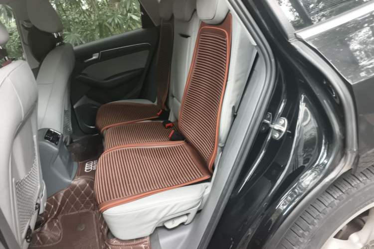 Used Audi Q5 2013 40 TFSI Comfort Edition Left Rear Seat