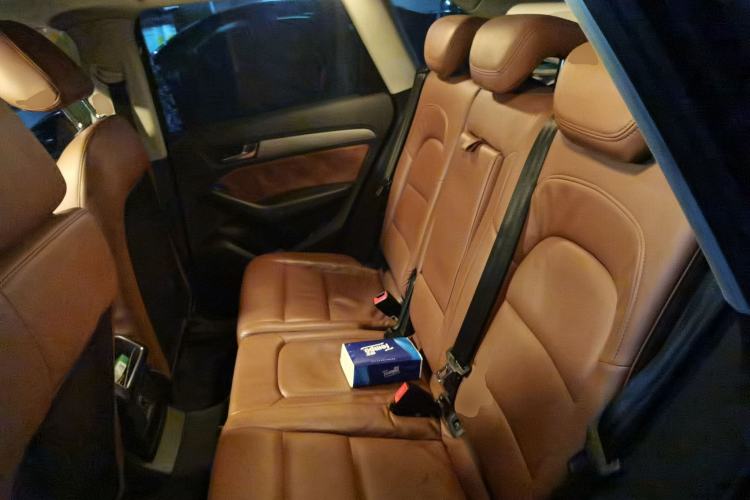 Used Audi Q5 2013 40 TFSI Ambition Left Rear Seat